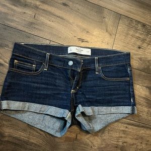 Abercrombie and Fitch Dark Wash Denim Shorts Size 4